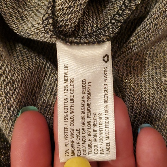 NWT Gold Skirt - Picture 5 of 5